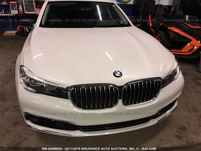 WBA7E4C56JGV24063 - 2018 BMW 740 XI WHITE photo 6