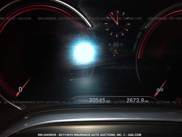 WBA7E4C56JGV24063 - 2018 BMW 740 XI WHITE photo 7