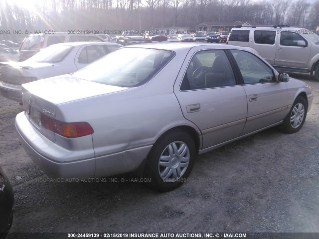 4T1BG22K5YU658802 - 2000 TOYOTA CAMRY CE/LE/XLE 棕色 照片 4