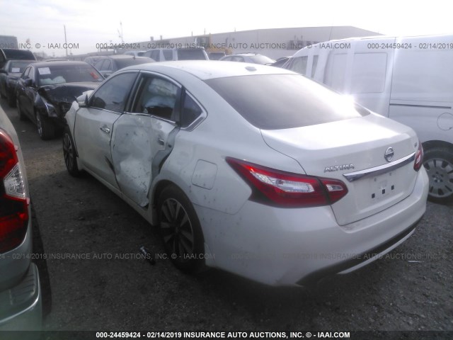 1N4AL3AP1HC113268 - 2017 NISSAN ALTIMA 2.5/S/SV/SL/SR WHITE photo 3