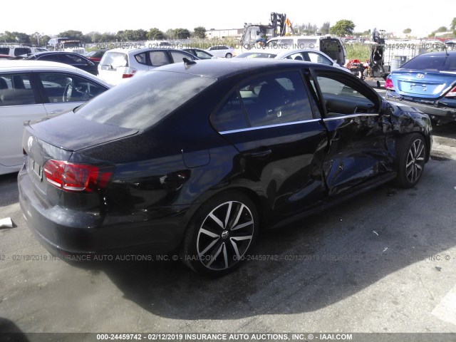 3VW4S7AJ5EM202491 - 2014 VOLKSWAGEN JETTA GLI BLACK photo 4