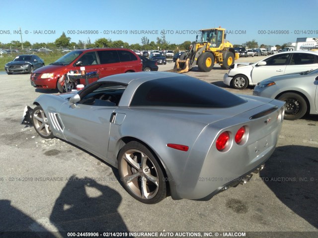 1G1YP2DW6B5111241 - 2011 CHEVROLET CORVETTE GRAND SPORT SILVER photo 3