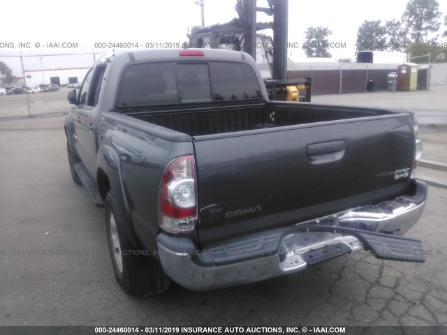 5TFJX4GN1FX040659 - 2015 TOYOTA TACOMA DOUBLE CAB PRERUNNER GRAY photo 3