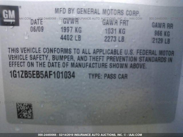 1G1ZB5EB5AF101034 - 2010 CHEVROLET MALIBU LS SILVER photo 9