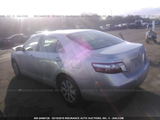 JTNBB46K273006566 - 2007 TOYOTA CAMRY NEW GENERATION HYBRID SILVER photo 3