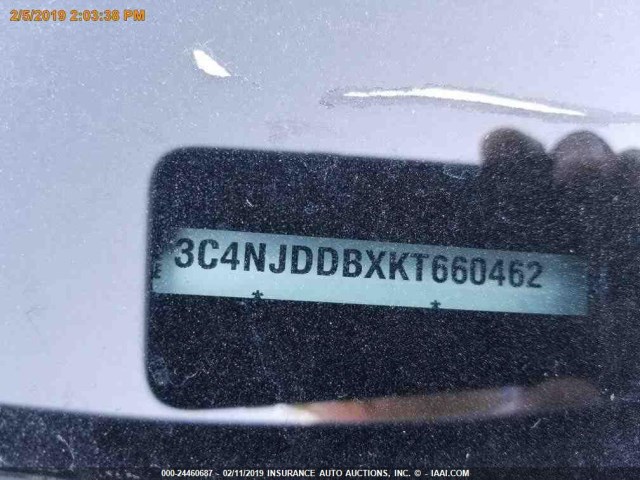 3C4NJDDBXKT660462 - 2019 JEEP COMPASS TRAILHAWK SILVER photo 16