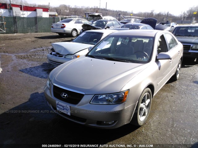 5NPEU46F07H229529 - 2007 HYUNDAI SONATA SE/LIMITED Champagne photo 2