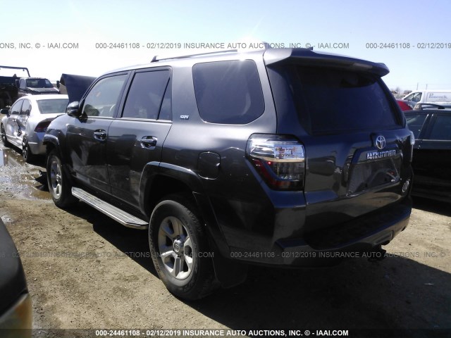 JTEBU5JR5J5503501 - 2018 TOYOTA 4RUNNER SR5 PREM/LTDL/TRAIL/TRD GRAY photo 3