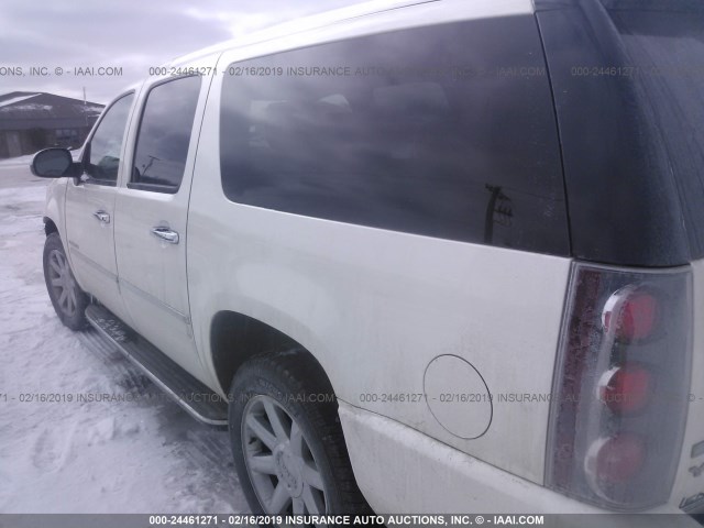 1GKS2MEFXCR293059 - 2012 GMC YUKON XL DENALI WHITE photo 3