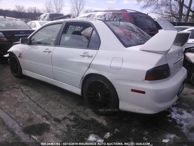 JA3AH86DX5U017389 - 2005 MITSUBISHI LANCER EVOLUTION WHITE photo 3