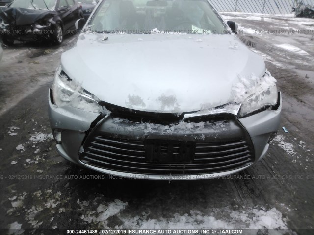 4T4BF1FK4GR578418 - 2016 TOYOTA CAMRY LE/XLE/SE/XSE 银色 照片 6