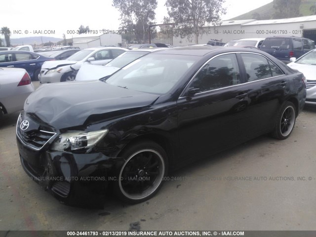 4T4BF3EK3BR096321 - 2011 TOYOTA CAMRY SE/LE/XLE 黑色 照片 2