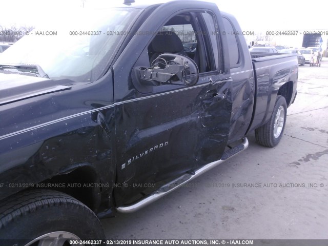 1GCEK29099Z155394 - 2009 CHEVROLET SILVERADO K1500 LT BLACK photo 6