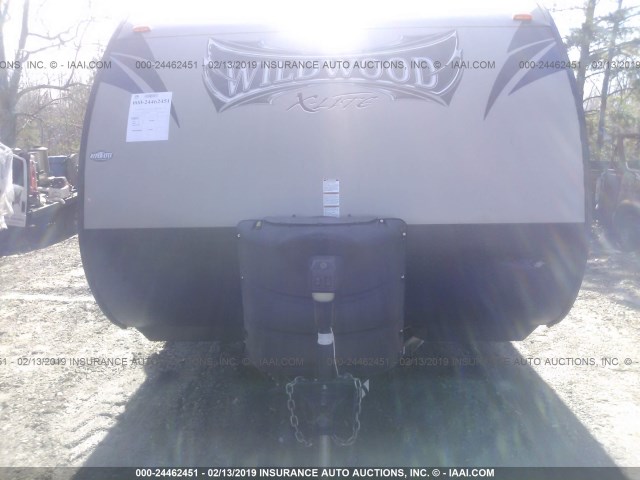 4X4TWDZ28F7349134 - 2015 FOREST RIVER 241 QBXL  白色 照片 10