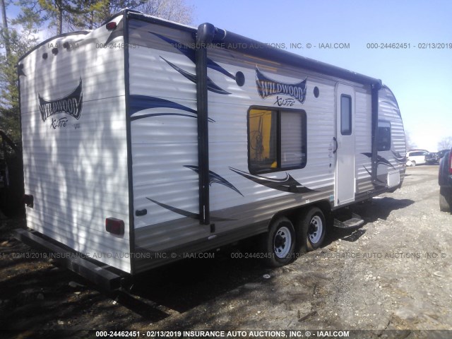 4X4TWDZ28F7349134 - 2015 FOREST RIVER 241 QBXL  白色 照片 4