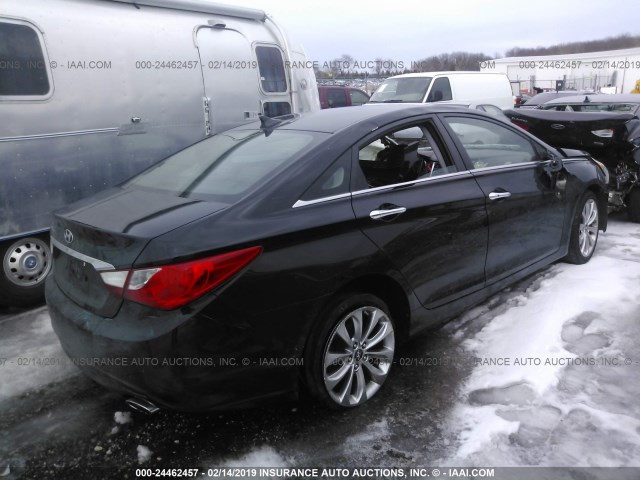 5NPEC4AC6BH148222 - 2011 HYUNDAI SONATA SE/LIMITED BLACK photo 4