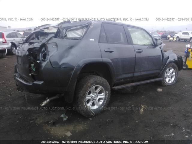 JTEBU5JR4J5603332 - 2018 TOYOTA 4RUNNER SR5 PREM/LTDL/TRAIL/TRD GRAY photo 4