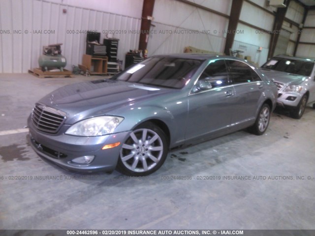 WDDNG71X57A066429 - 2007 MERCEDES-BENZ S 550 SILVER photo 2