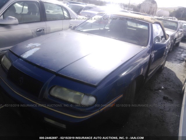 1C3EU4535SF506982 - 1995 CHRYSLER LEBARON GTC BLUE photo 2