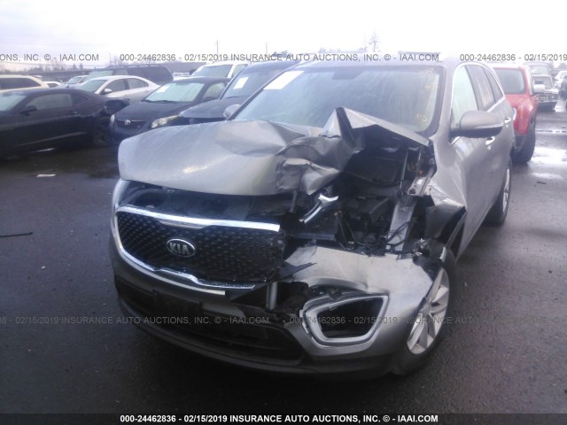 5XYPG4A32HG288166 - 2017 KIA SORENTO LX/L Pewter photo 6