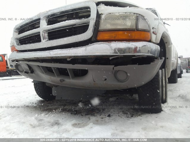 1B7GG22YXXS190803 - 1999 DODGE DAKOTA WHITE photo 6