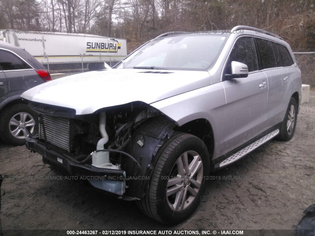 4JGDF2EE0DA146412 - 2013 MERCEDES-BENZ GL 350 BLUETEC SILVER photo 2