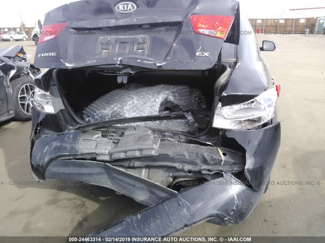 KNAFU4A27C5641236 - 2012 KIA FORTE EX BLACK photo 6