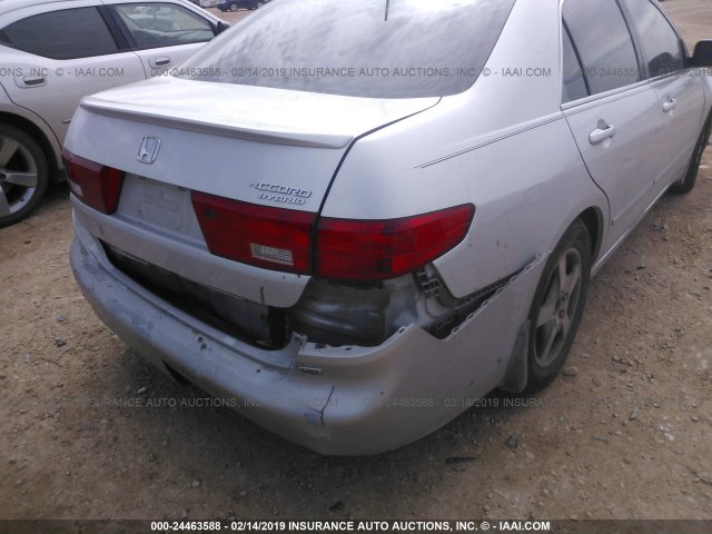 JHMCN36445C004468 - 2005 HONDA ACCORD HYBRID SILVER photo 6