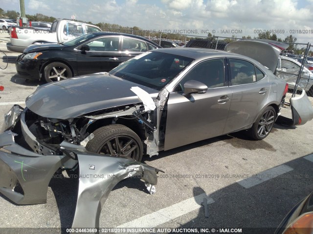 JTHBA1D22J5066236 - 2018 LEXUS IS 300 GRAY photo 2