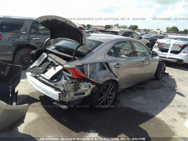 JTHBA1D22J5066236 - 2018 LEXUS IS 300 GRAY photo 4