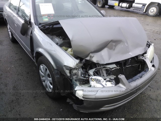 4T1BG22K61U089044 - 2001 TOYOTA CAMRY CE/LE/XLE GRAY photo 6