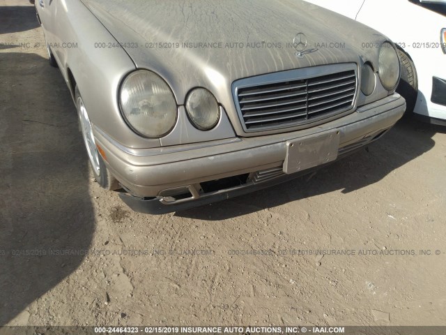 WDBJH65F4XA751991 - 1999 MERCEDES-BENZ E 320 SILVER photo 6