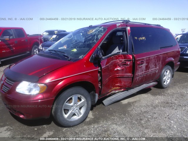 2D4GP44LX7R186669 - 2007 DODGE GRAND CARAVAN SXT RED photo 2