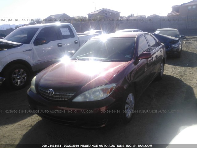 JTDBE32K720001708 - 2002 TOYOTA CAMRY LE/XLE/SE RED photo 2