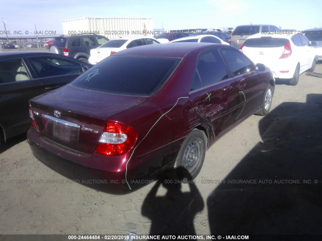 JTDBE32K720001708 - 2002 TOYOTA CAMRY LE/XLE/SE RED photo 4