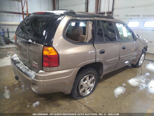 1GKDT13S732263840 - 2003 GMC ENVOY BROWN photo 4