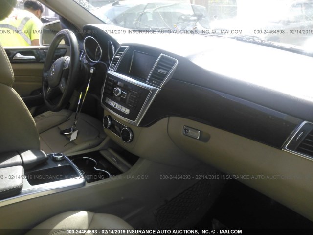 4JGDA5HB6CA019793 - 2012 MERCEDES-BENZ ML 350 4MATIC WHITE photo 5