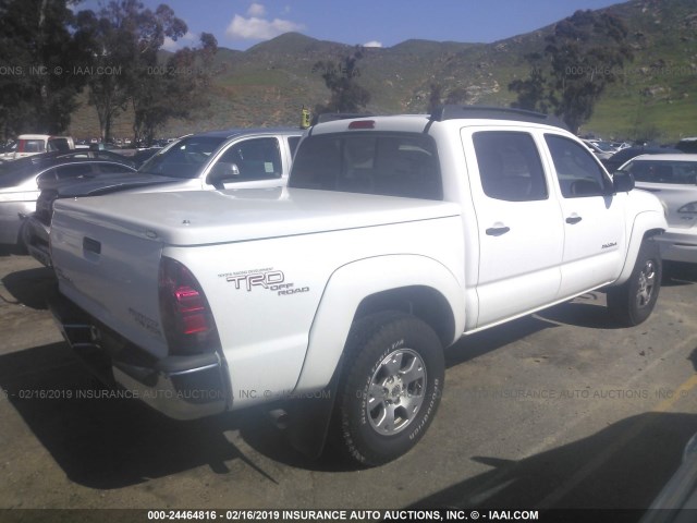 5TEJU62N97Z403070 - 2007 TOYOTA TACOMA DOUBLE CAB PRERUNNER WHITE photo 4
