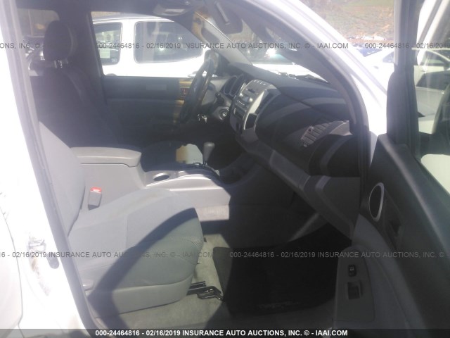 5TEJU62N97Z403070 - 2007 TOYOTA TACOMA DOUBLE CAB PRERUNNER WHITE photo 5