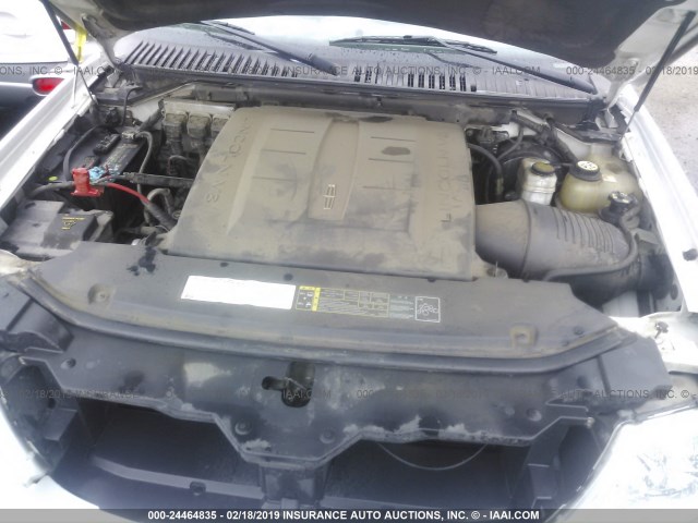 5LMFU28505LJ19093 - 2005 LINCOLN NAVIGATOR Ақ фото 10