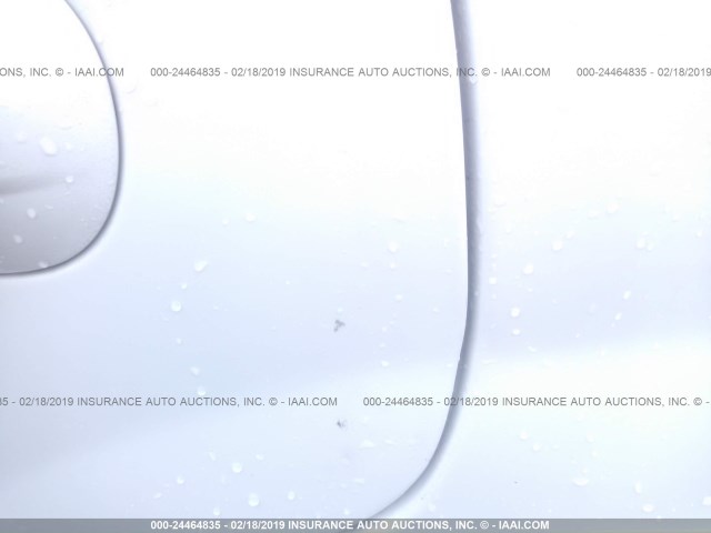 5LMFU28505LJ19093 - 2005 LINCOLN NAVIGATOR Ақ фото 6