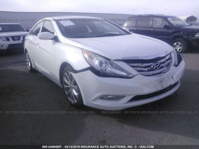 5NPEC4AC8DH666562 - 2013 HYUNDAI SONATA SE/LIMITED WHITE photo 6