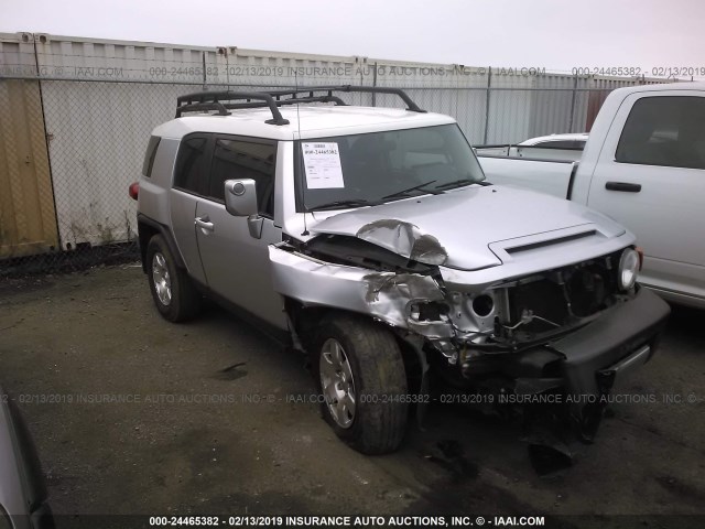 JTEZU11F370017210 - 2007 TOYOTA FJ CRUISER SILVER photo 1