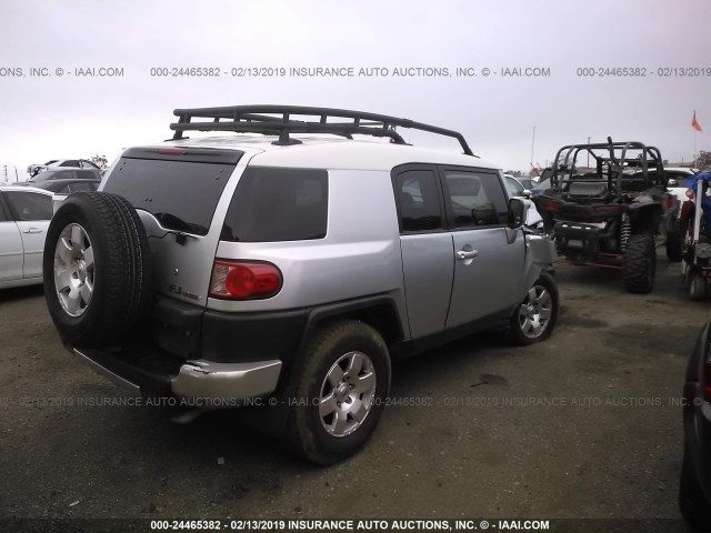 JTEZU11F370017210 - 2007 TOYOTA FJ CRUISER SILVER photo 4