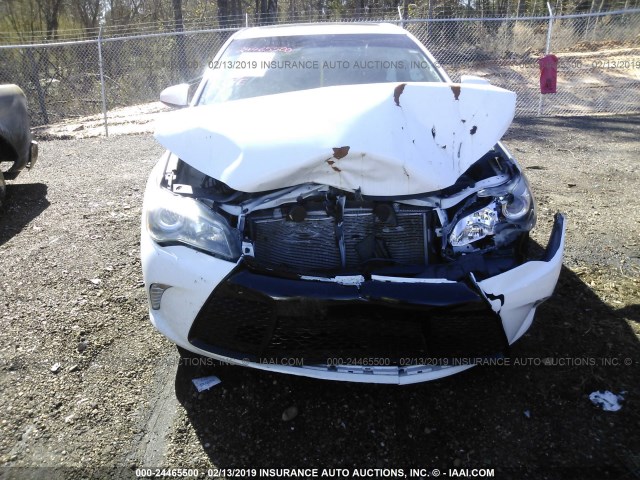 4T1BF1FK9HU355836 - 2017 TOYOTA CAMRY LE/XLE/SE/XSE 白色 照片 6