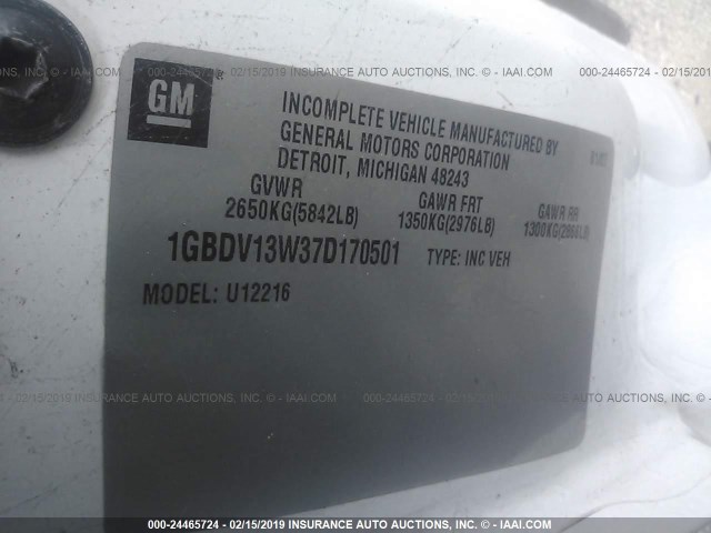 1GBDV13W37D170501 - 2007 CHEVROLET UPLANDER INCOMPLETE WHITE photo 9