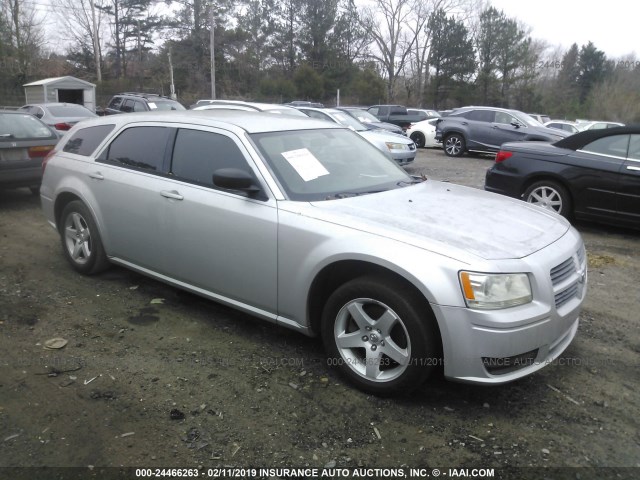 2D4FV47T38H156465 - 2008 DODGE MAGNUM SILVER photo 1