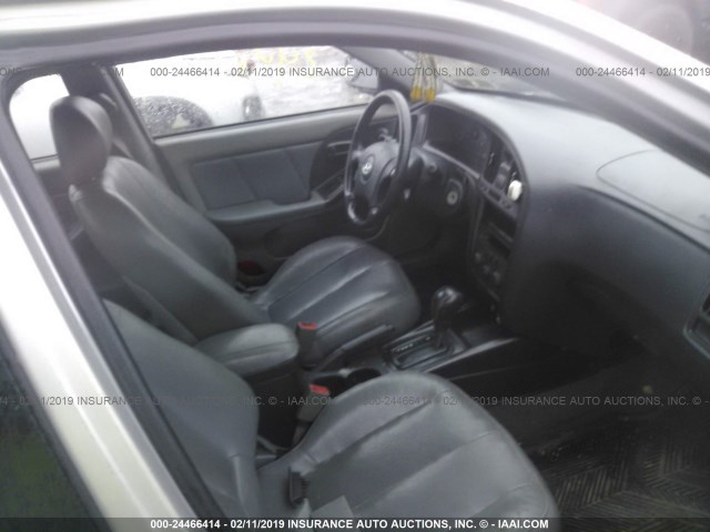 KMHDN46D24U797897 - 2004 HYUNDAI ELANTRA GLS/GT SILVER photo 5