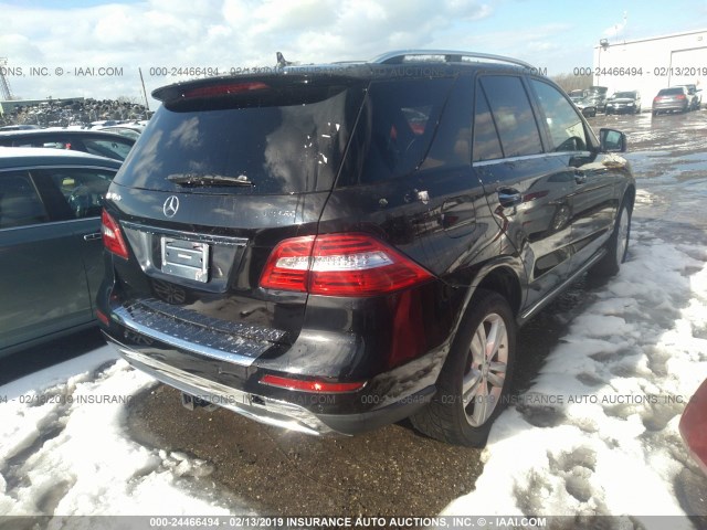 4JGDA2EB7EA292294 - 2014 MERCEDES-BENZ ML 350 BLUETEC BLACK photo 4