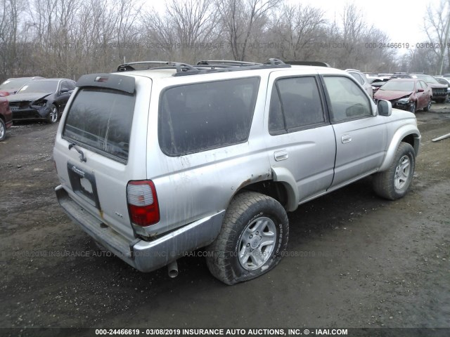 JT3GN86R4Y0175971 - 2000 TOYOTA 4RUNNER SR5 SILVER photo 4